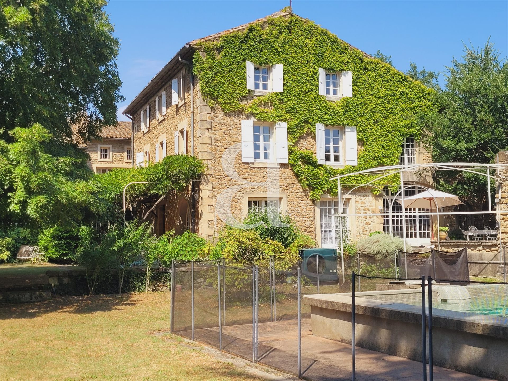 Maison à vendre, 411m², Grignan