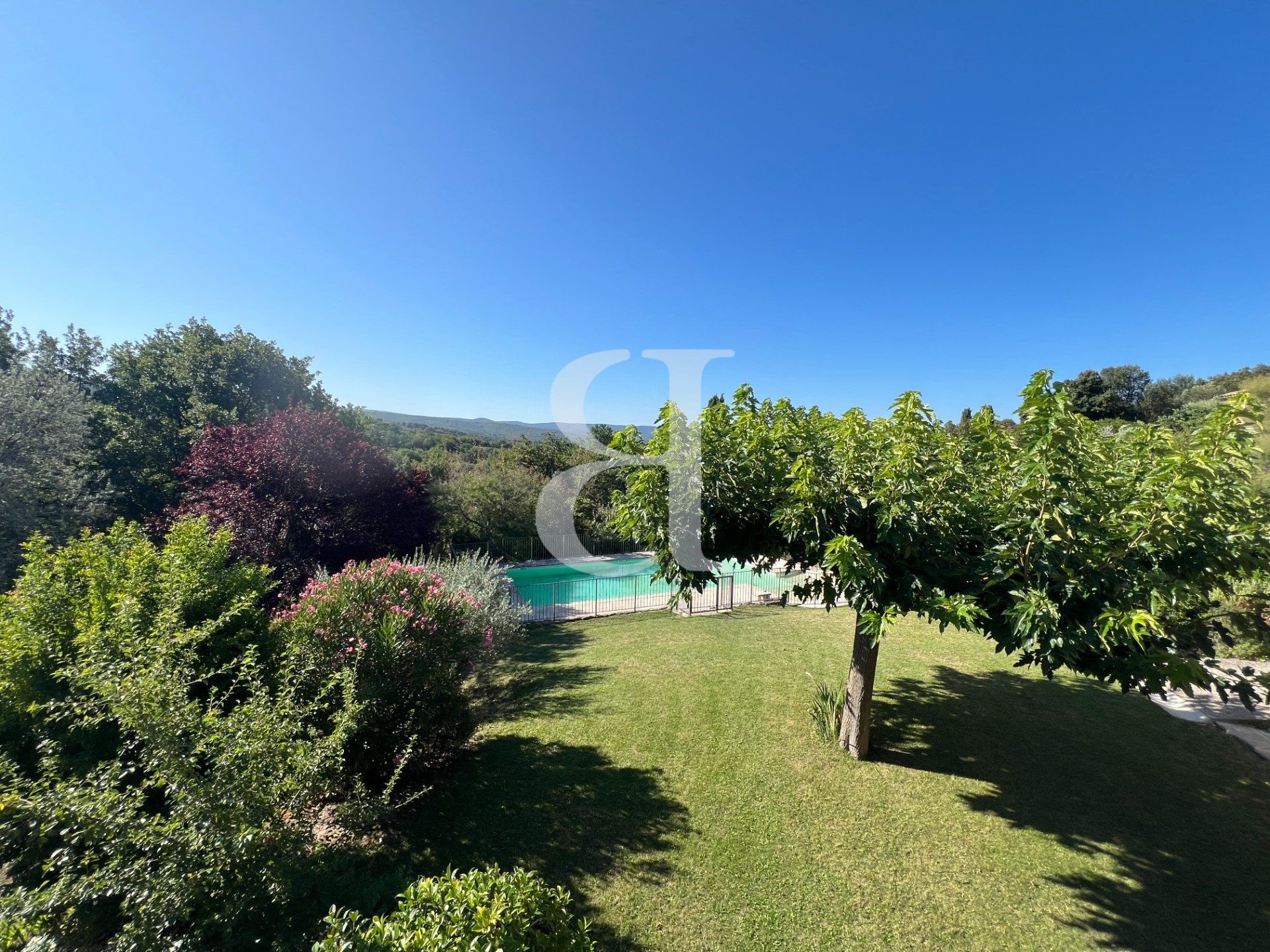 Maison à vendre, 228m², Flassan