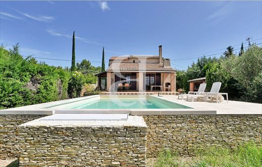 Maison 4 pièces 135 m² · à Bédoin · 135 m² · 371 000 €