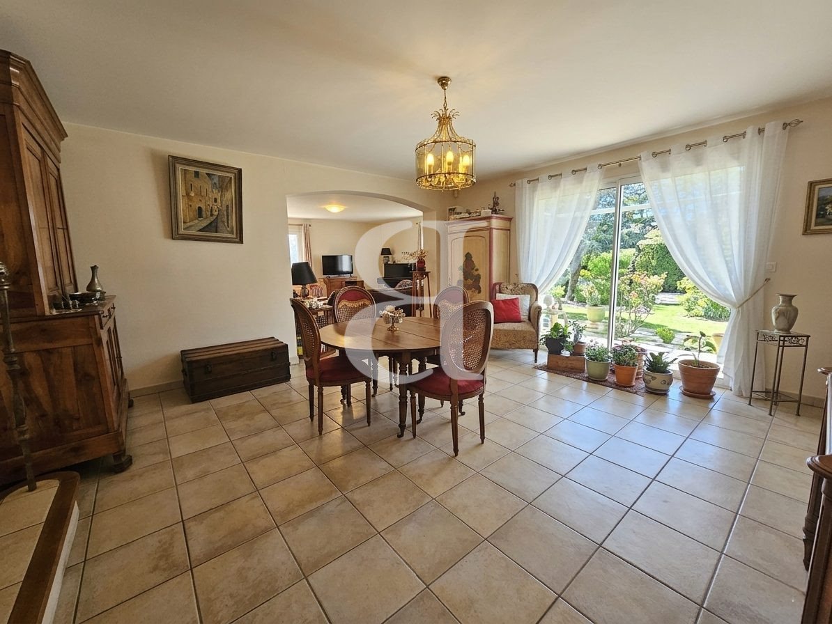 Maison à vendre, 156m², Mormoiron