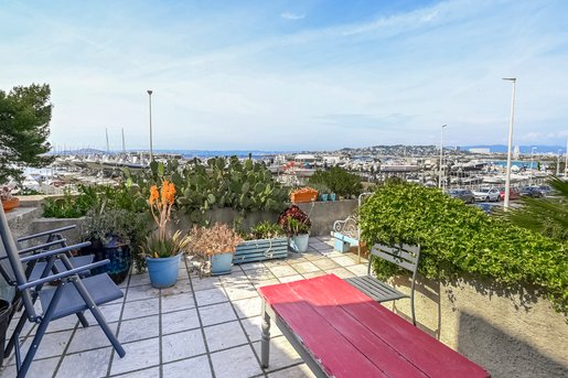 Appartement 6 pièces 132 m² · à Marseille · 132 m² · 934 500 €