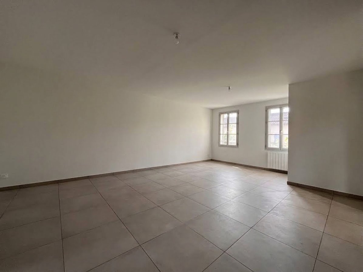 Appartement à louer, 62m², Jassans-Riottier