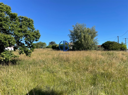Terrain 717 m² · à Saint-Victor-de-Cessieu · 717 m² · 89 000 €