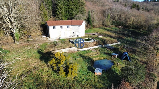 Maison 5 pièces 186 m² · à La Côte-Saint-André · 186 m² · 349 000 €