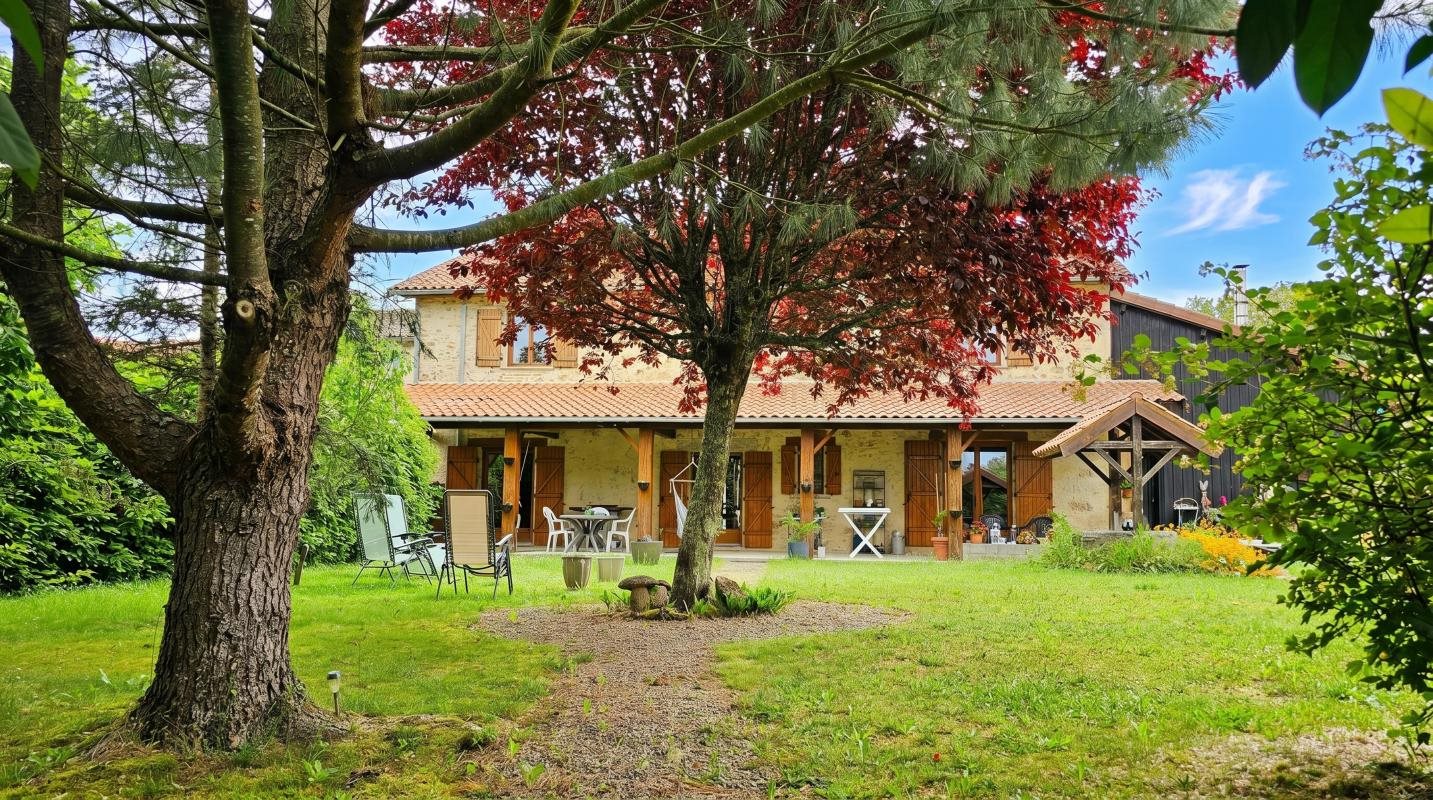Maison à vendre, 317m², Saint-Auvent