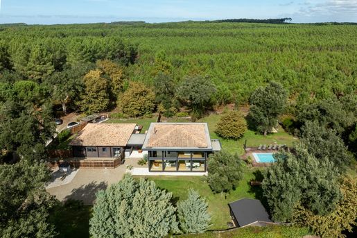 Maison 10 pièces 279 m² · à Moliets-et-Maa · 279 m² · 2 495 000 €