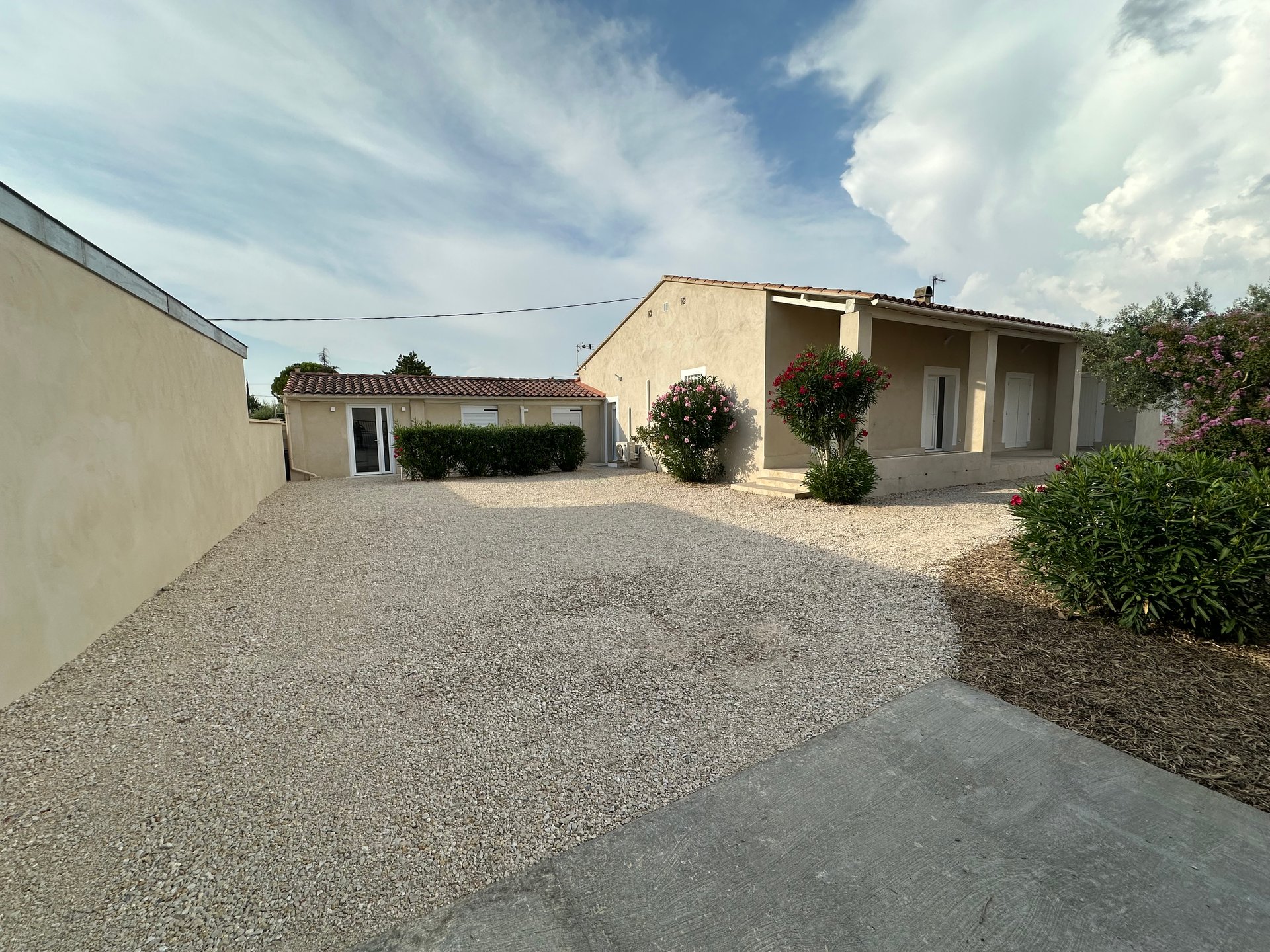 Maison à vendre, 235m², Entraigues-sur-la-Sorgue