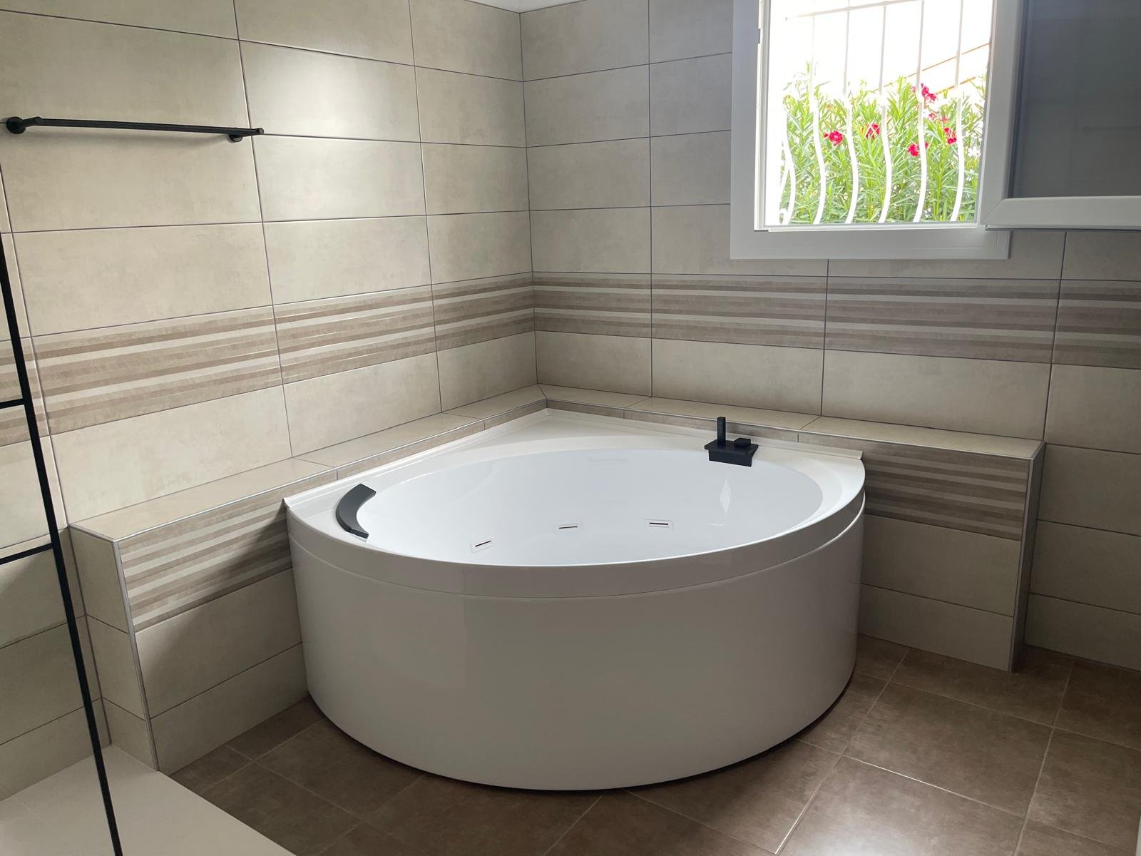 Maison à vendre, 235m², Entraigues-sur-la-Sorgue