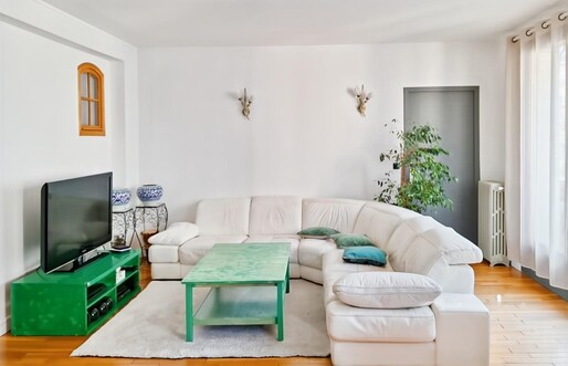 Appartement 4 pièces 93 m² · à Paris 18ème · 93 m² · 900 000 €