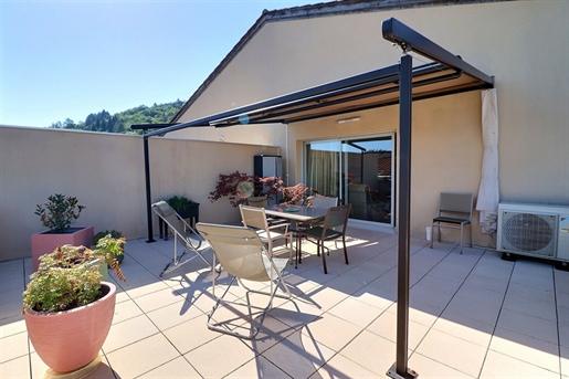 Appartement 3 pièces 113 m² · à Figeac · 113 m² · 317 000 €