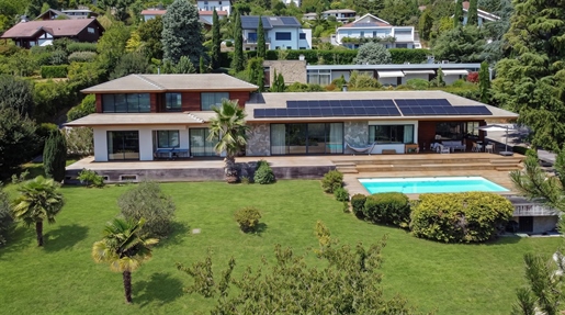 Maison 5 pièces 245 m² · à Meylan · 245 m² · 1 550 000 €