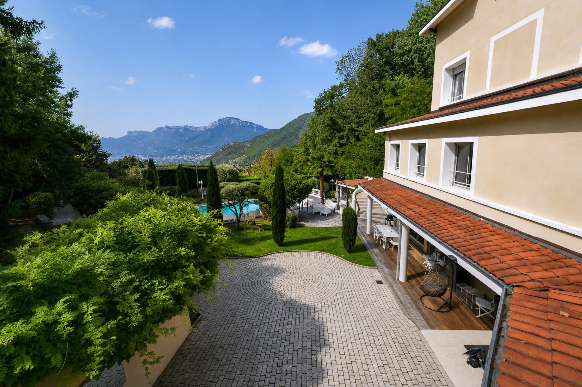 Maison à vendre, 335m², Corenc
