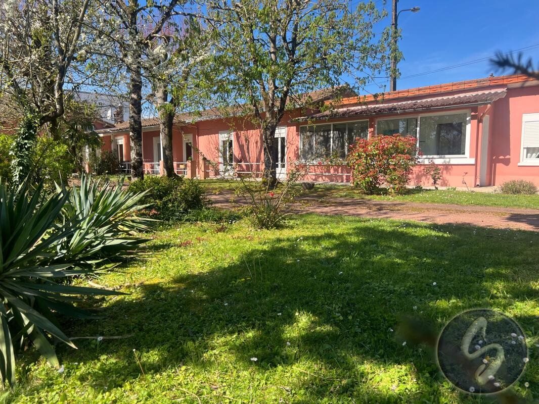 Maison à vendre, 162m², Saint-Maixent-l'Ecole