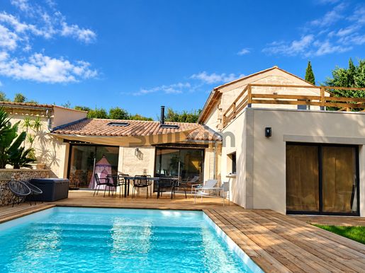 Maison 4 pièces 150 m² · à Saint-Siffret · 150 m² · 699 000 €