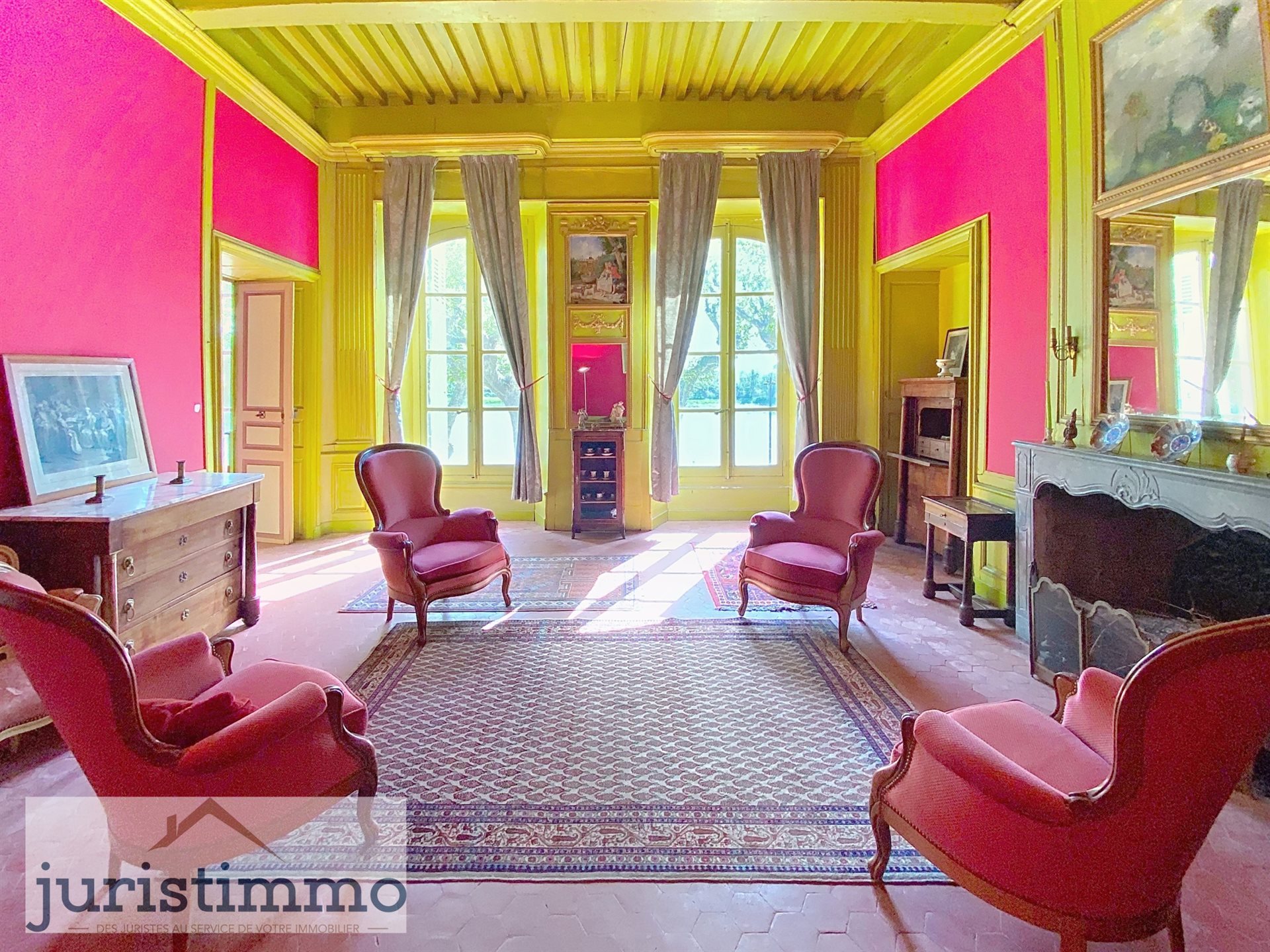 Maison à vendre, 800m², Saint-Paul-Trois-Châteaux