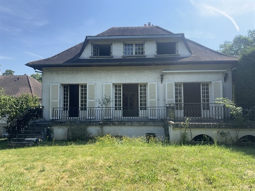 Maison 11 pièces 162 m² · à Évry-Courcouronnes · 162 m² · 468 000 €