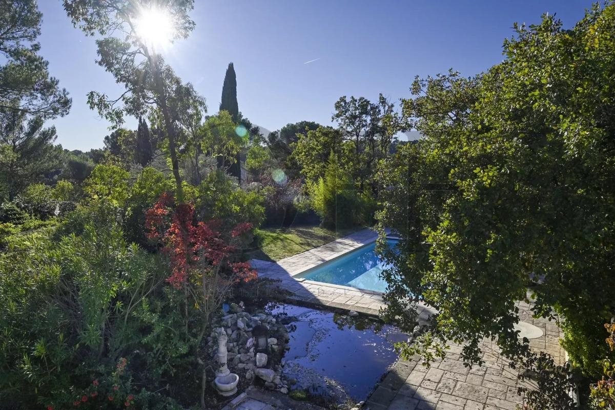 Maison à vendre, 400m², Éguilles