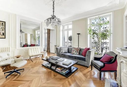 Appartement 235 m² · à Neuilly-sur-Seine · 235 m² · 4 000 000 €