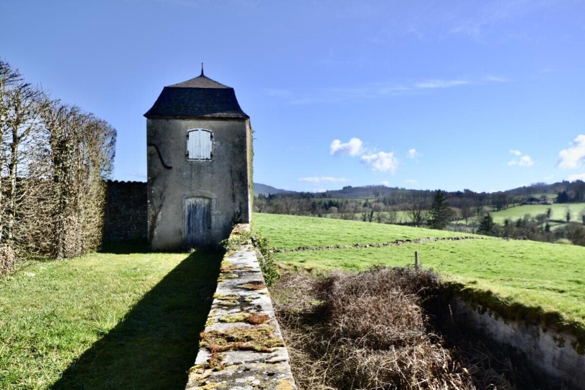 Maison à vendre, 432m², La Clayette
