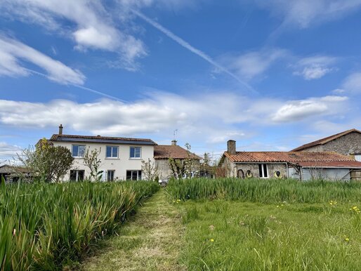 Maison 5 pièces 135 m² · à Fénery · 135 m² · 121 850 €