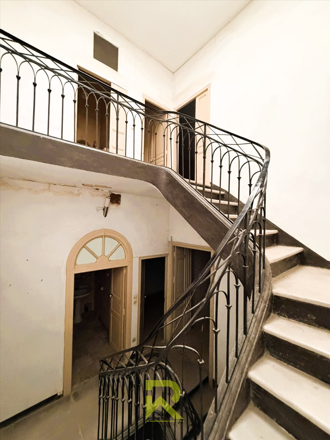 Maison à vendre, 255m², Bessan