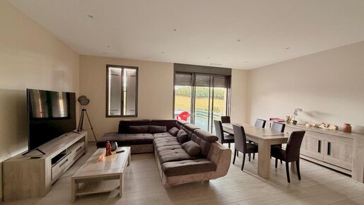Maison 4 pièces 99 m² · à Roquelaure · 99 m² · 242 000 €