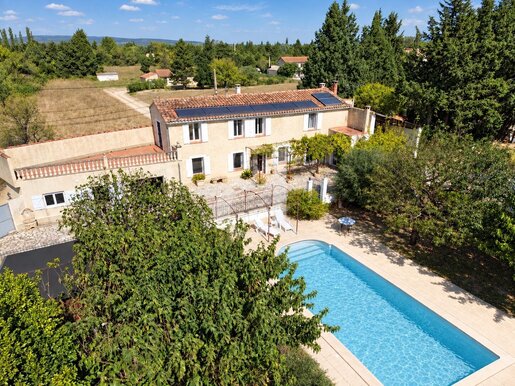 Maison 8 pièces 206 m² · à Orange · 206 m² · 549 000 €