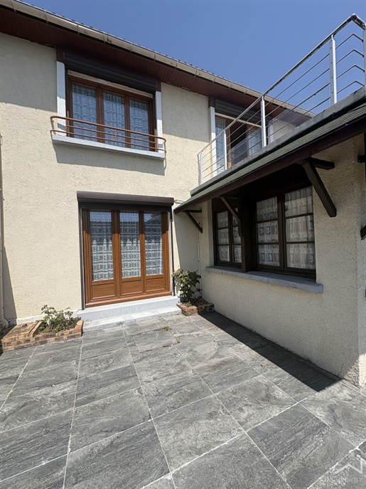 Maison 5 pièces 135 m² · à Issou · 135 m² · 269 900 €
