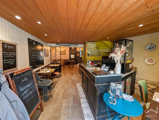 Murs Commerciaux Investissement · à Val d'Anast · 200 m² · 146 000 €