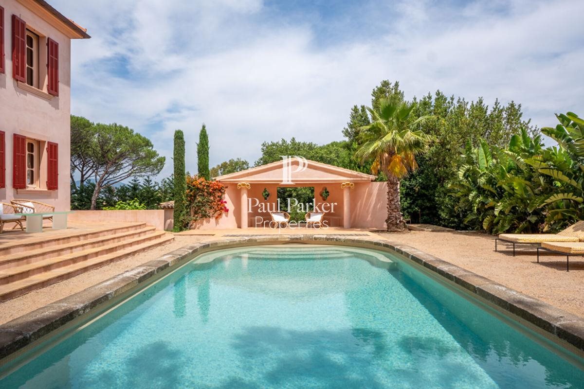 Maison à vendre, 270m², Saint-Tropez