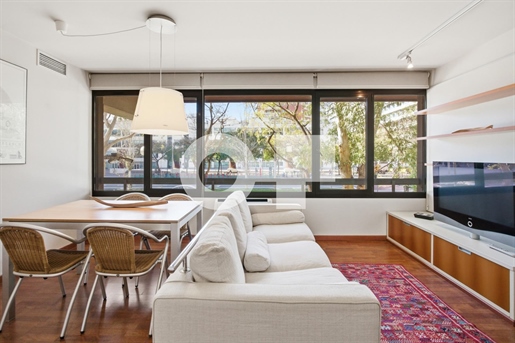 VERY BRIGHT - 90 m2 - 2 DOUBLE BEDROOMS - 2 BATHROOMS - INDEPENDENT KITCHEN - AIR CONDITIONING - RENOVATED - 1st REAL FLOOR - BETWEEN TARRAGONA ST AND ROMA AVENUE