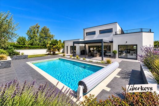Maison 8 pièces 250 m² · à Olivet · 250 m² · 879 900 €