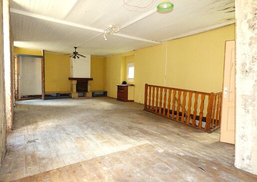 Maison 3 pièces 98 m² · à Laguépie · 98 m² · 55 000 €