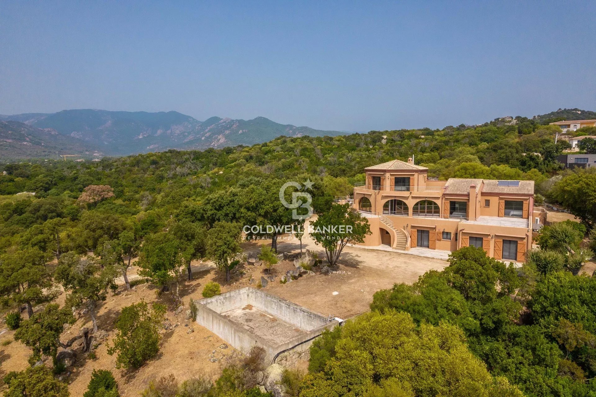 Maison à vendre, 351m², Porto-Vecchio