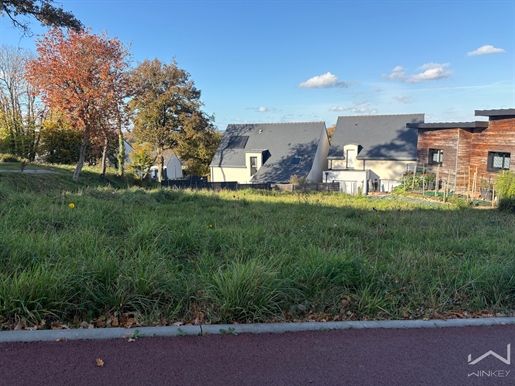 Terrain 405 m² · à Montfort-sur-Meu · 405 m² · 89 900 €