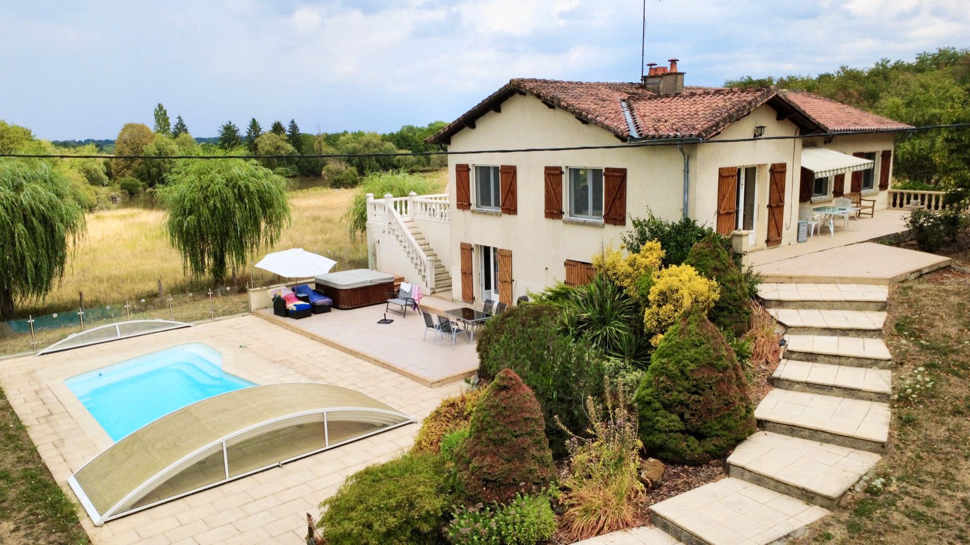 Maison à vendre, 150m², Oradour-Fanais