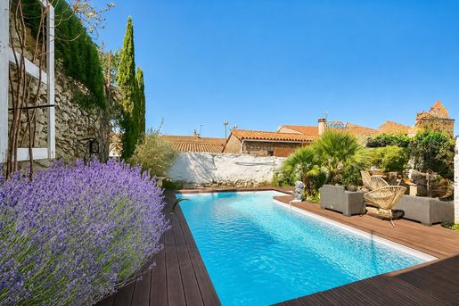 Maison 7 pièces 310 m² · à Carcassonne · 310 m² · 317 000 €