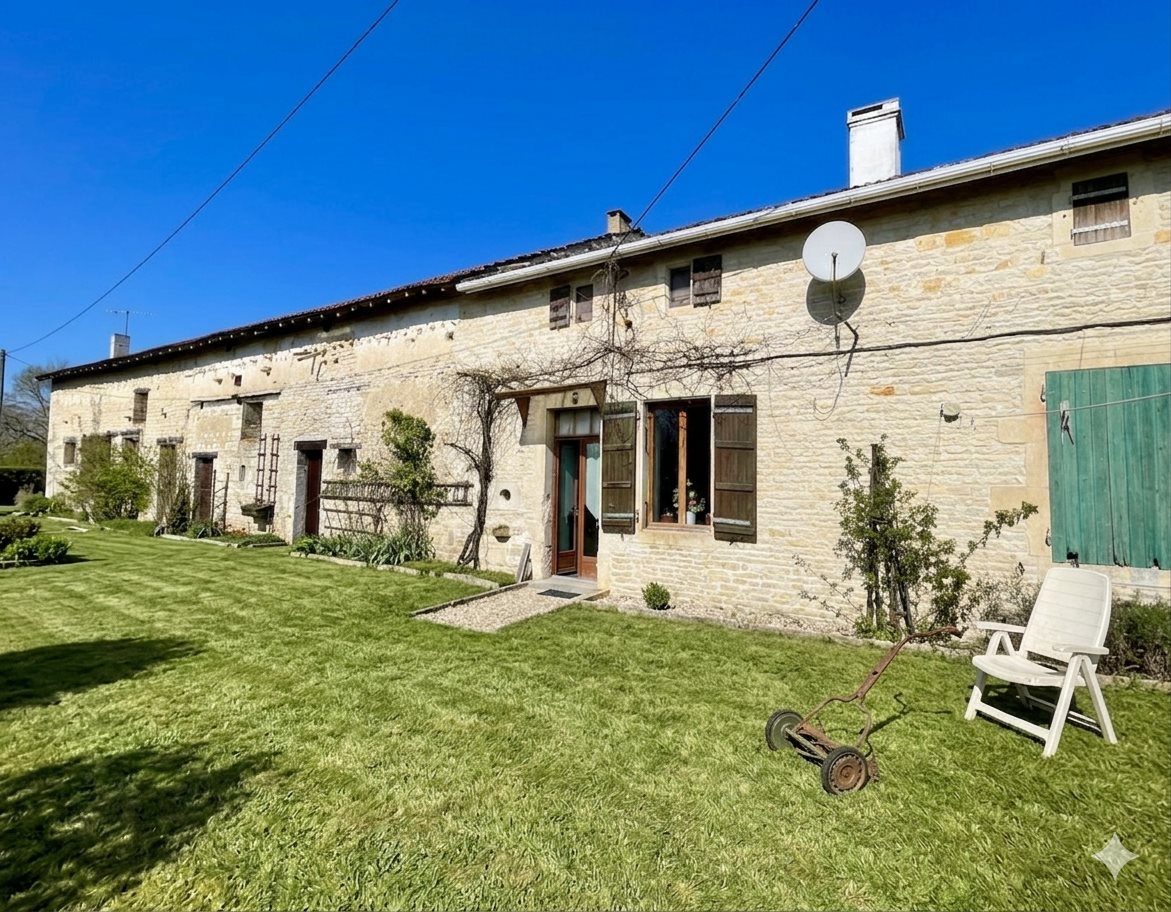 Maison à vendre, 172m², Loubillé