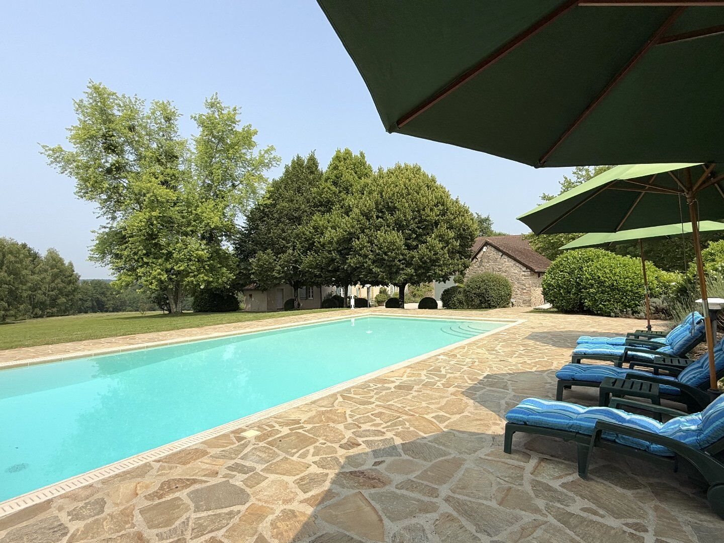 Maison à vendre, 243m², Sarrazac