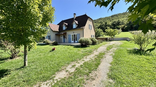 Maison 5 pièces 170 m² · à Salvagnac-Cajarc · 170 m² · 299 000 €