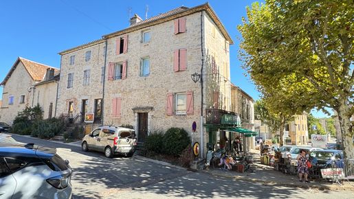 Maison 4 pièces 113 m² · à Limogne-en-Quercy · 113 m² · 183 000 €