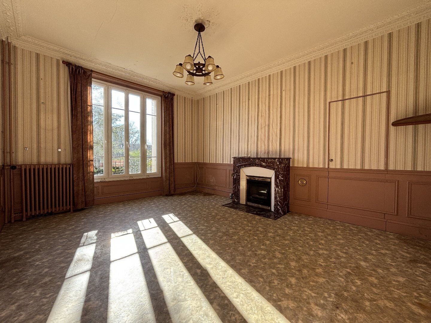 Maison à vendre, 146m², Aigre