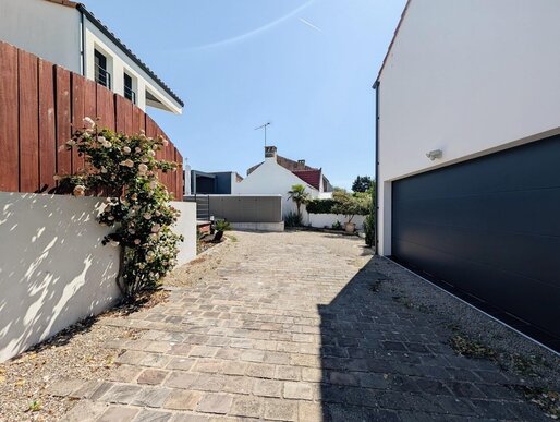 Maison 6 pièces 179 m² · à Saint-Gilles-Croix-de-Vie · 179 m² · 990 000 €