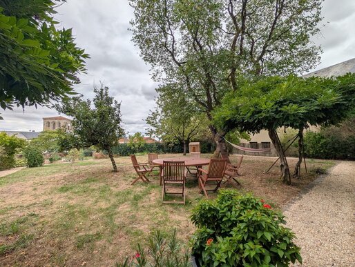 Maison 12 pièces 366 m² · à Pouzauges · 366 m² · 419 000 €