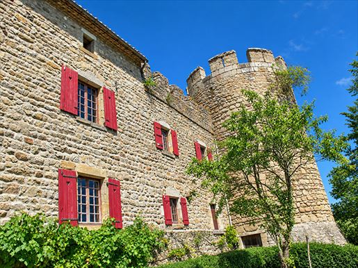Maison 7 pièces 156 m² · à Thiers · 156 m² · 493 000 €