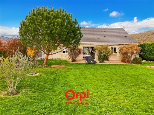 Maison 5 pièces 150 m² · à Saint-Victor · 150 m² · 245 000 €