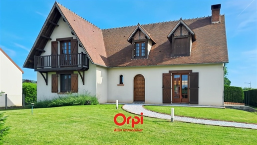 Maison 5 pièces 147 m² · à Saint-Victor · 147 m² · 268 000 €
