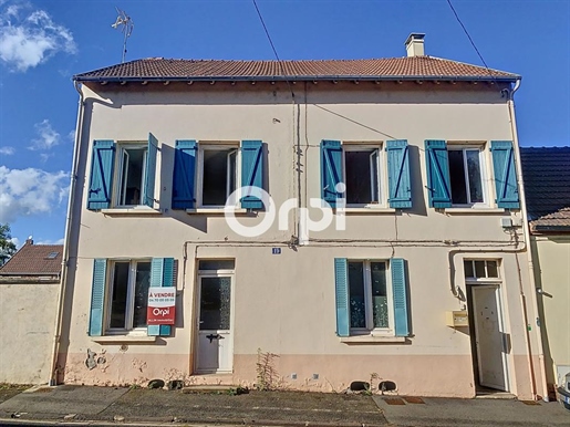 Immeuble 3 pièces 149 m² · à Commentry · 149 m² · 44 500 €