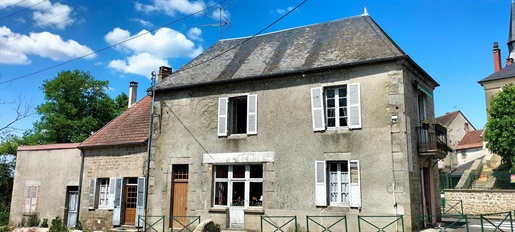 Maison 4 pièces 178 m² · à Chénérailles · 178 m² · 49 000 €