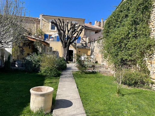 Maison 4 pièces 196 m² · à Saint-Maurice-sur-Eygues · 196 m² · 520 000 €